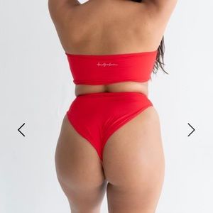 437 Aubrey II bottoms